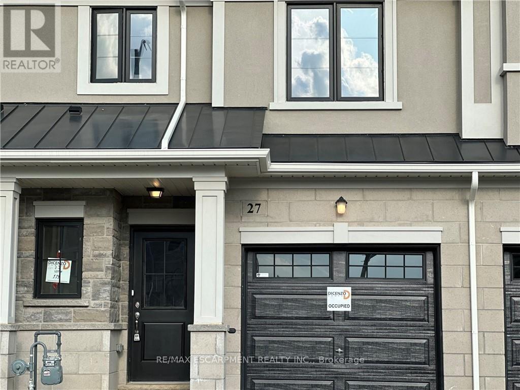 27 Mia Drive, Hamilton, Ontario  L9B 0H8 - Photo 2 - X13080438