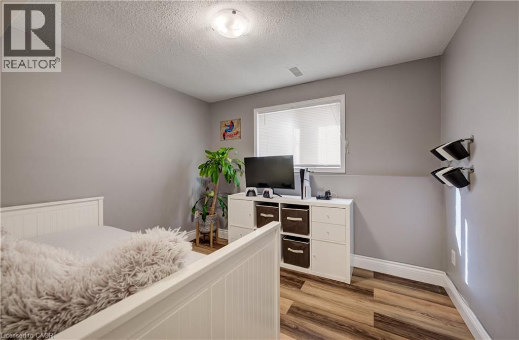 226 Hillmer Road, Cambridge, Ontario  N1R 6N8 - Photo 33 - 40826901