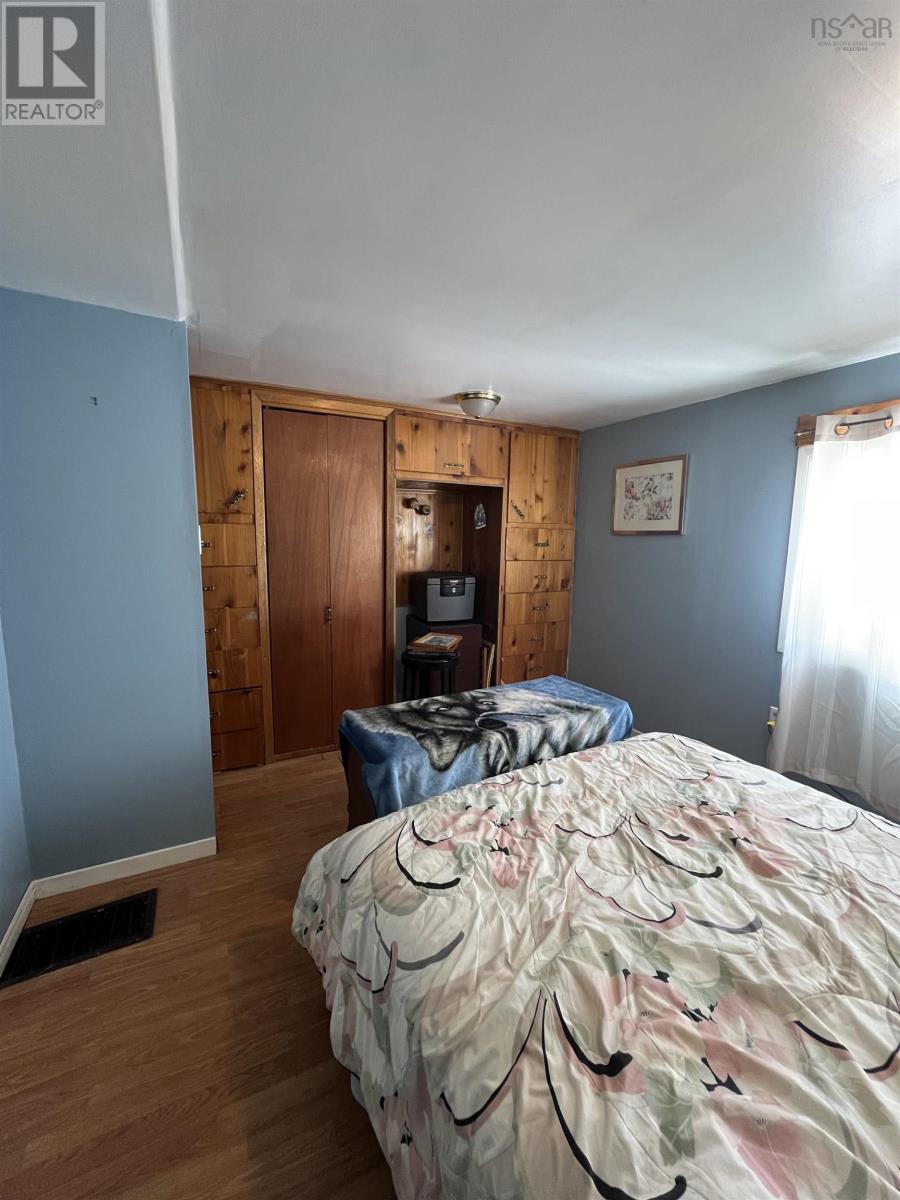 66 Mcgee Street, Springhill, Nova Scotia  B0M 1X0 - Photo 12 - 202602974