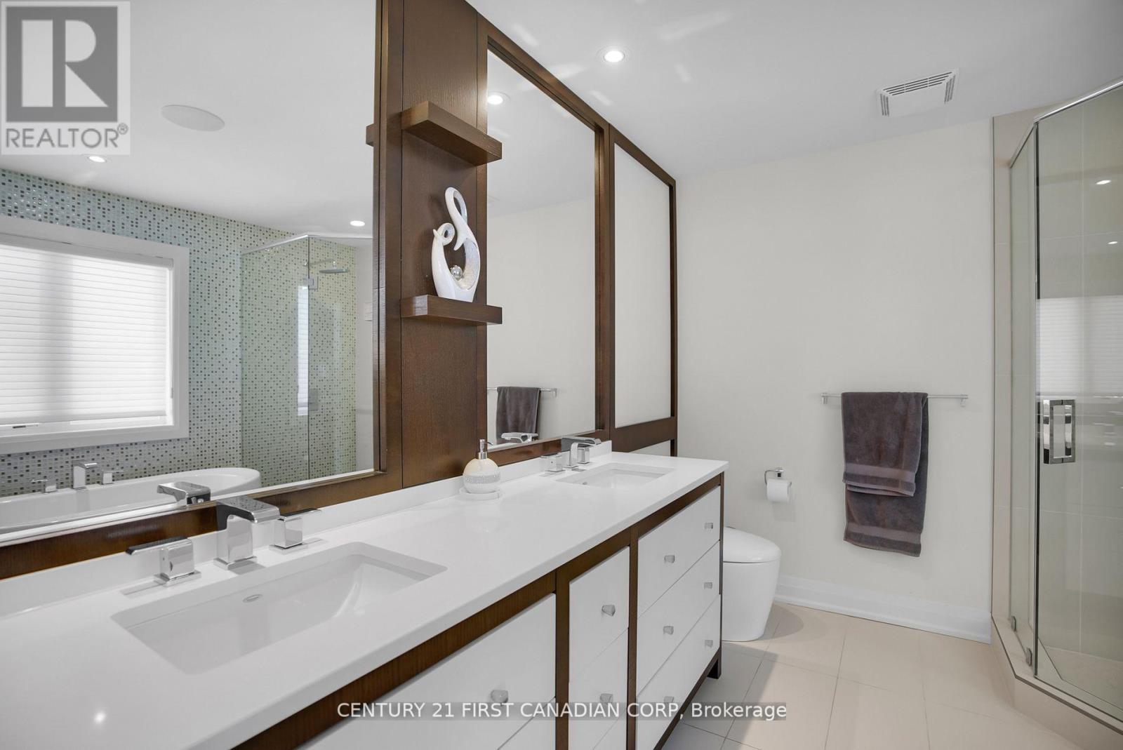 90 Pebblecreek Walk W, London North, Ontario  N6G 0K6 - Photo 40 - X13080586