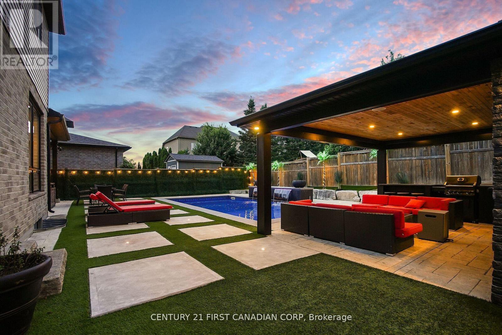 90 Pebblecreek Walk W, London North, Ontario  N6G 0K6 - Photo 6 - X13080586