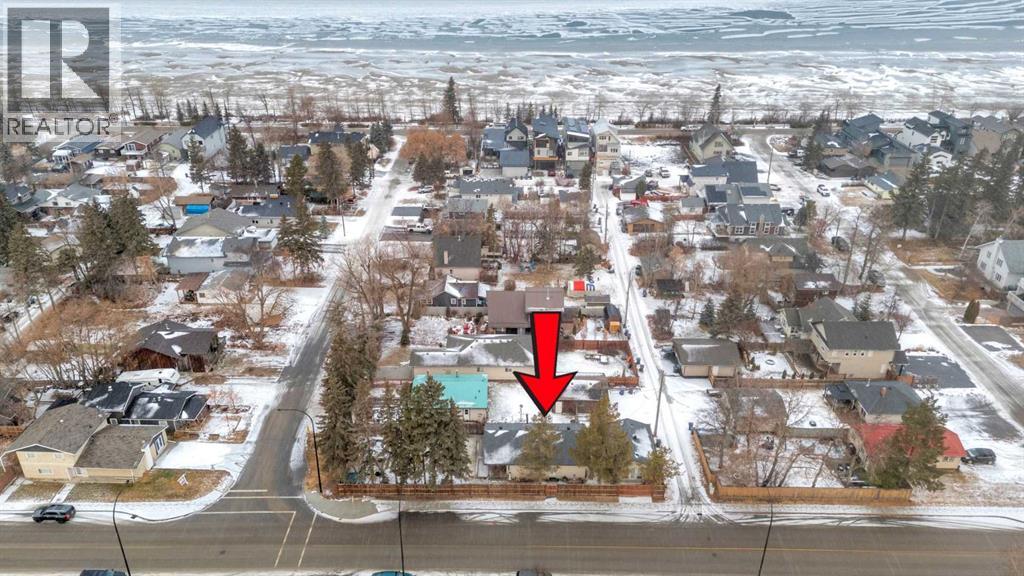 5003 36 Street, Sylvan Lake, Alberta  T4S 1B2 - Photo 4 - A2273435