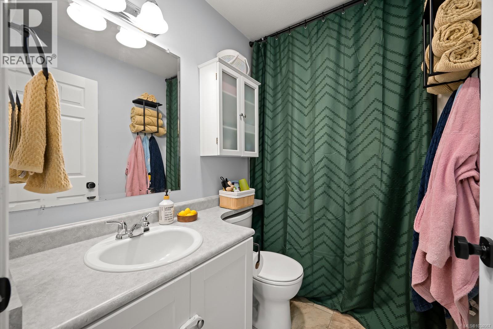 9 2625 Muir Rd, Courtenay, British Columbia  V9N 8Z4 - Photo 11 - 1034567