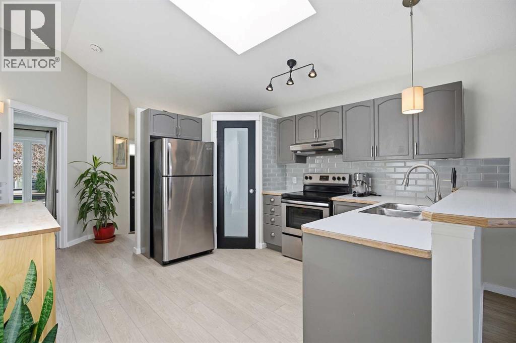89 Prestwick Way Se, Calgary, Alberta  T2Z 3W7 - Photo 8 - A2299240