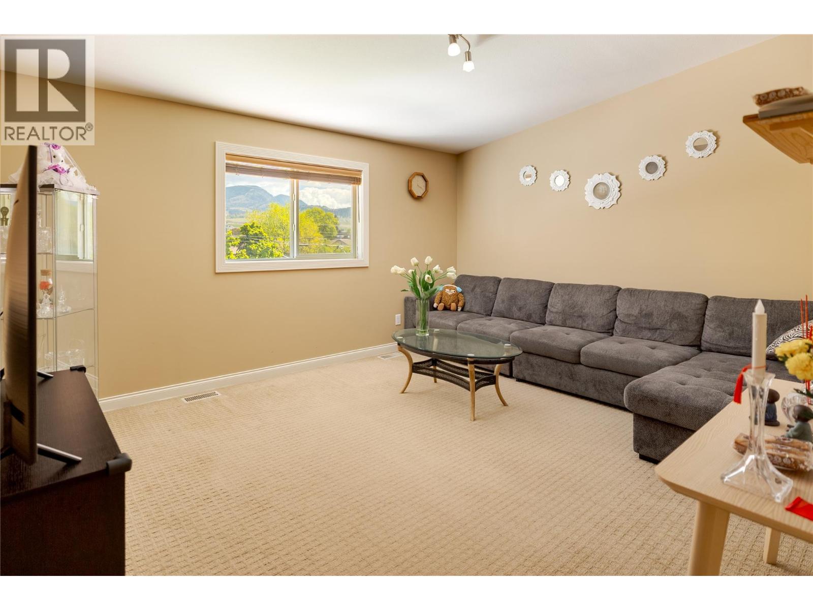 940 Mayfair Road, Kelowna, British Columbia  V1X 5G8 - Photo 19 - 10384512
