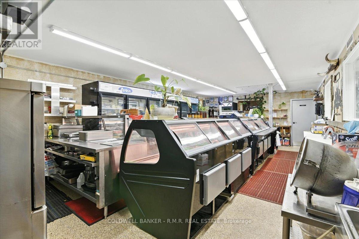 Unit #b - 31 Centre Street, Brock, Ontario  L0C 1H0 - Photo 10 - N13080634