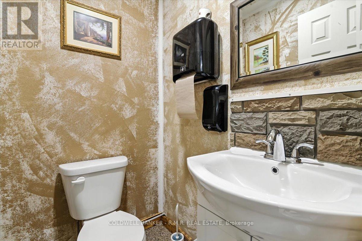 Unit #b - 31 Centre Street, Brock, Ontario  L0C 1H0 - Photo 13 - N13080634