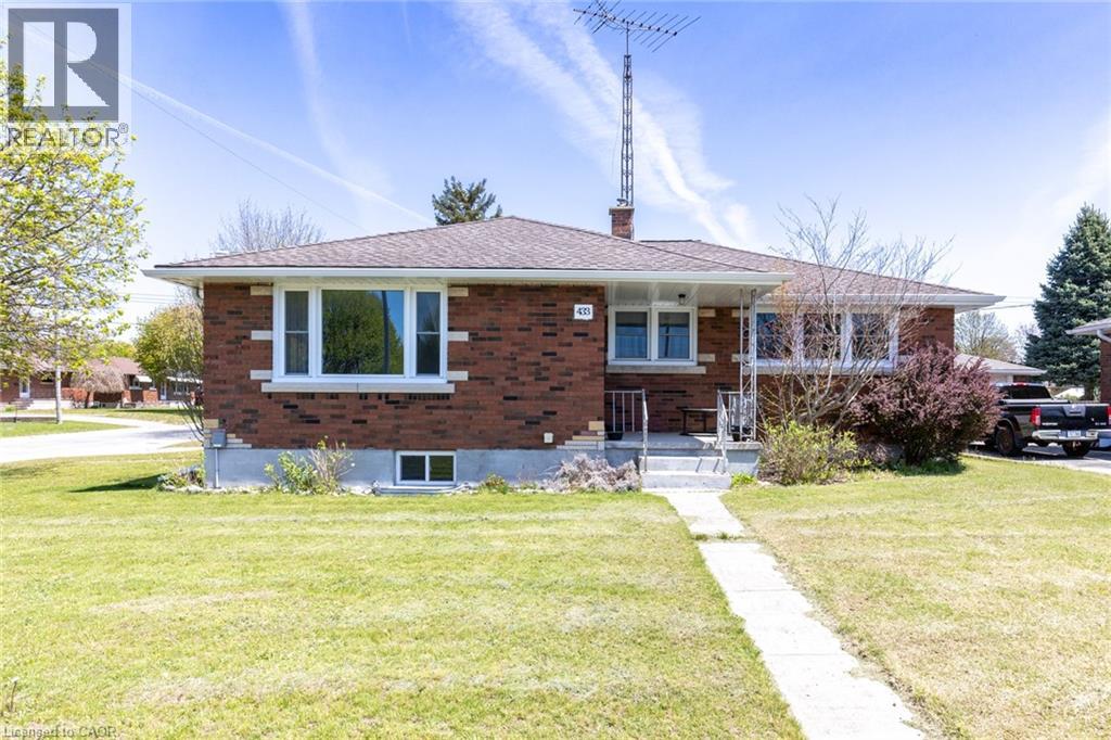 433 Northern Avenue, Delhi, Ontario  N4B 2R7 - Photo 2 - 40826560