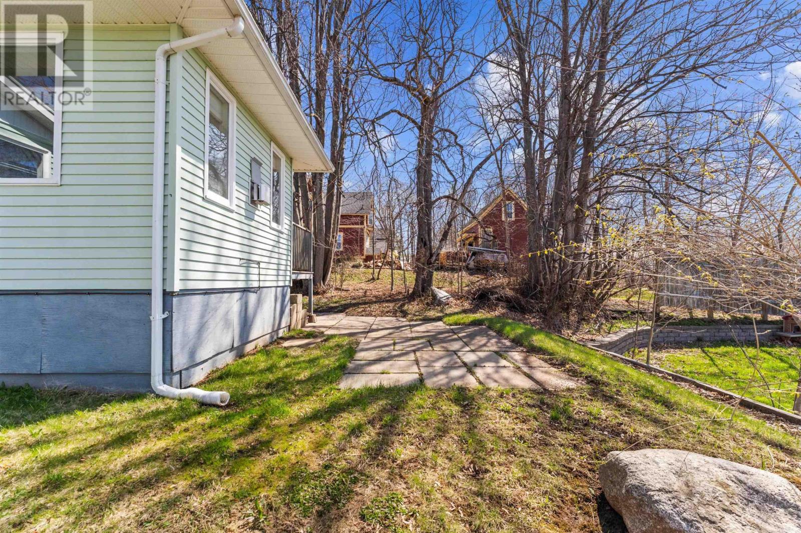 332 Wilson Street, Windsor, Nova Scotia  B0N 2T0 - Photo 7 - 202609629