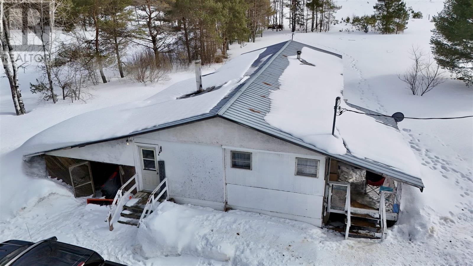 833 C Highway 552 E, Goulais River, Ontario  P0S 1E0 - Photo 1 - SM260583