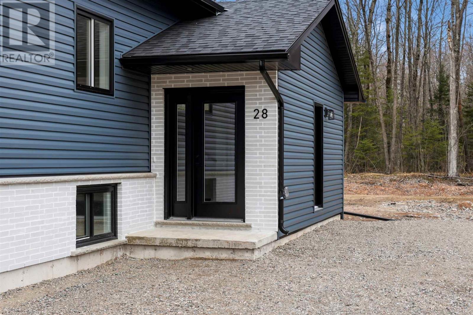 28 Sherwood Pkwy, Sault Ste. Marie, Ontario  P6C 3A8 - Photo 3 - SM260615