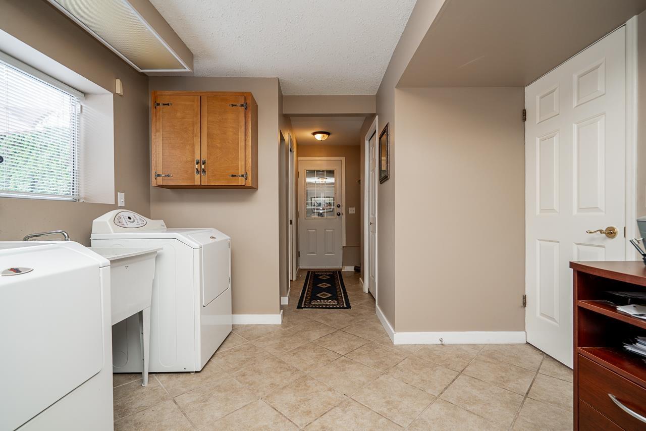 18320 59a Avenue, Surrey, British Columbia  V3S 5Y1 - Photo 31 - R3113132