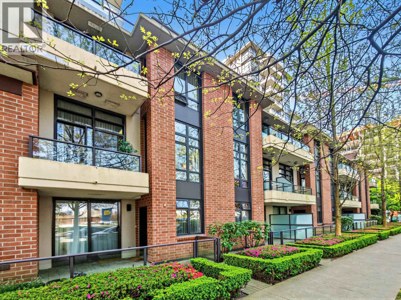 5 8160 LANSDOWNE ROAD, Richmond
