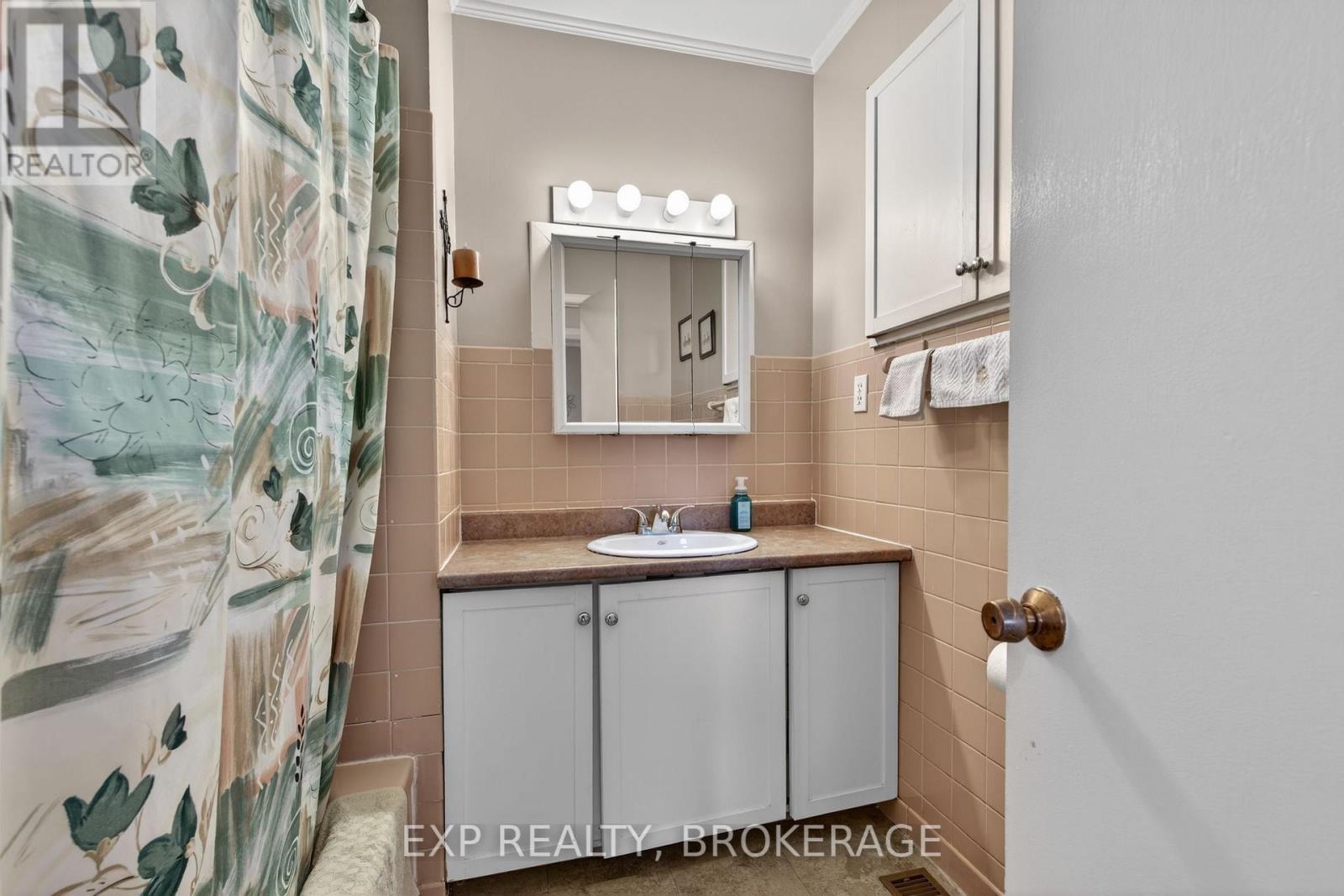 29 Hillcrest Street, Frontenac Islands, Ontario  K0H 2Y0 - Photo 19 - X13080700