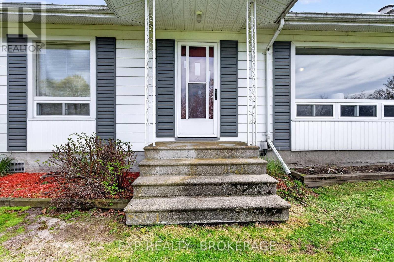 29 Hillcrest Street, Frontenac Islands, Ontario  K0H 2Y0 - Photo 3 - X13080700