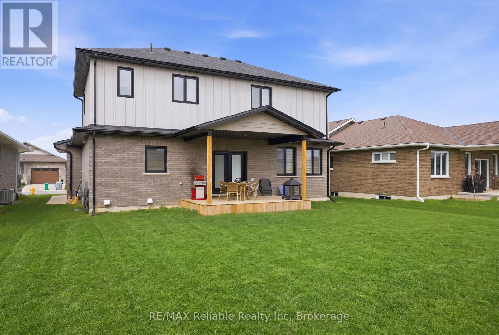 465 Warren Street, Goderich (Goderich (Town)), Ontario  N7A 0C3 - Photo 4 - X13080806