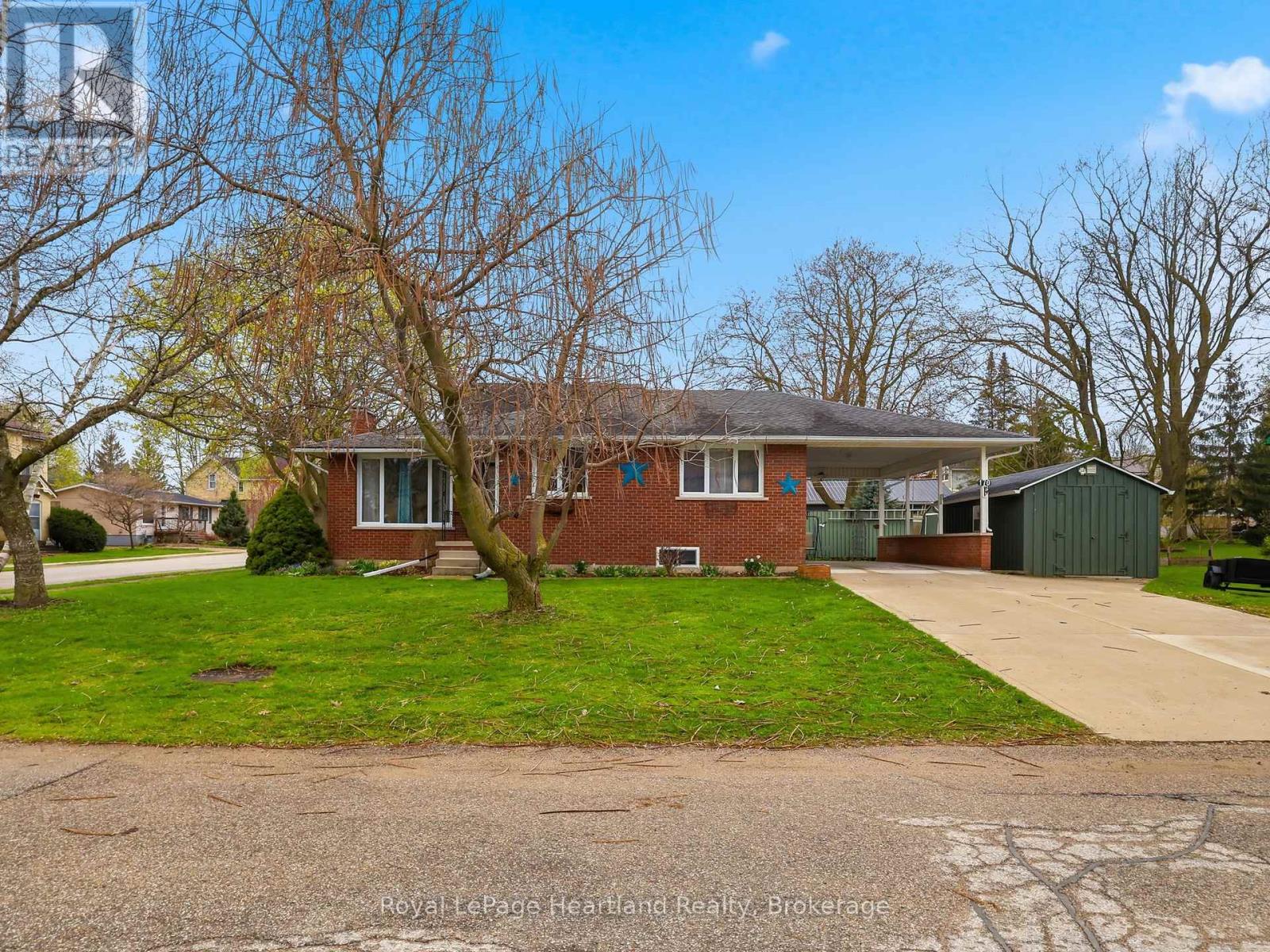 170 QUEEN STREET S, Minto, Ontario