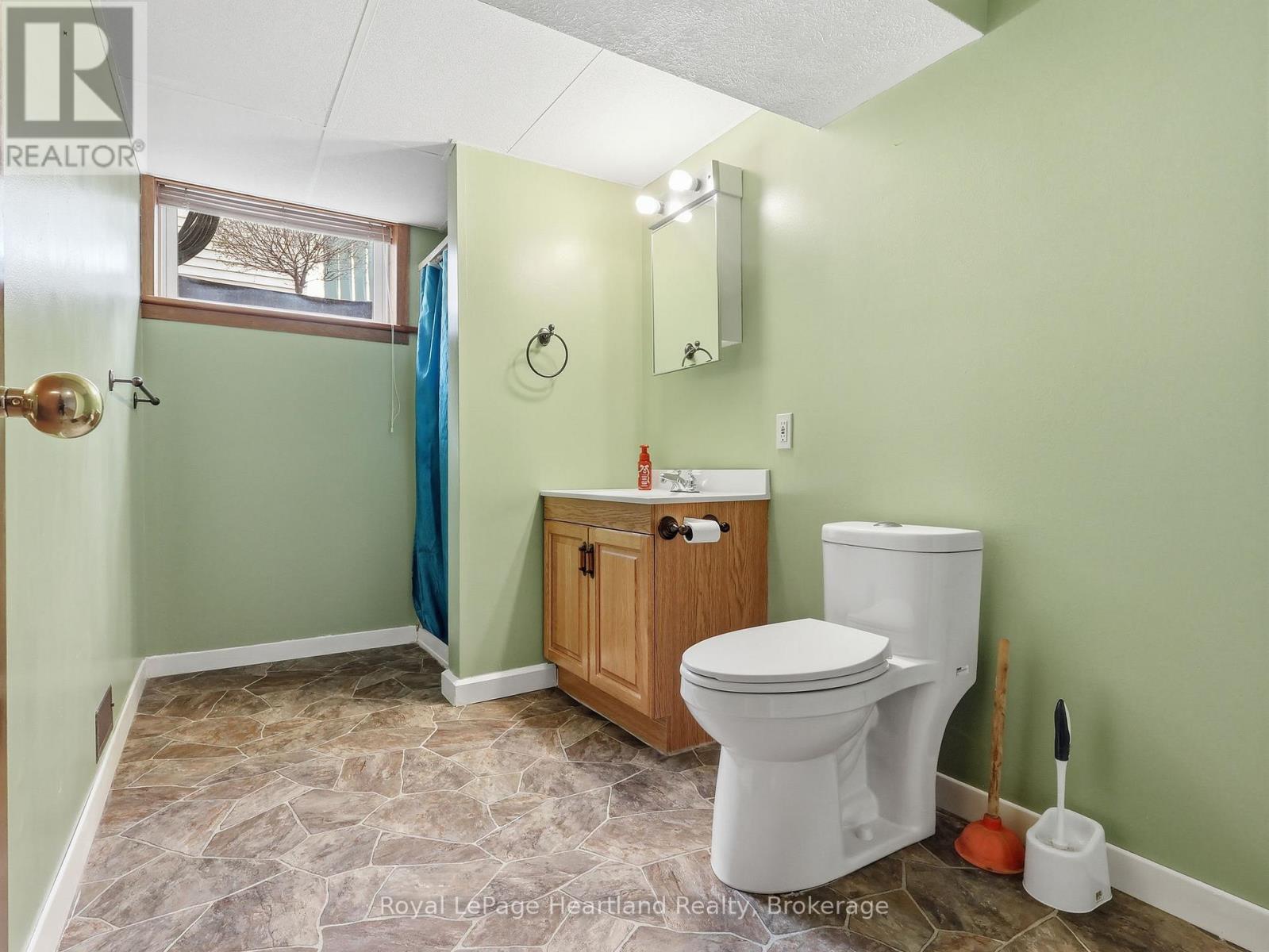 170 Queen Street S, Minto, Ontario  N0G 1Z0 - Photo 24 - X13080810