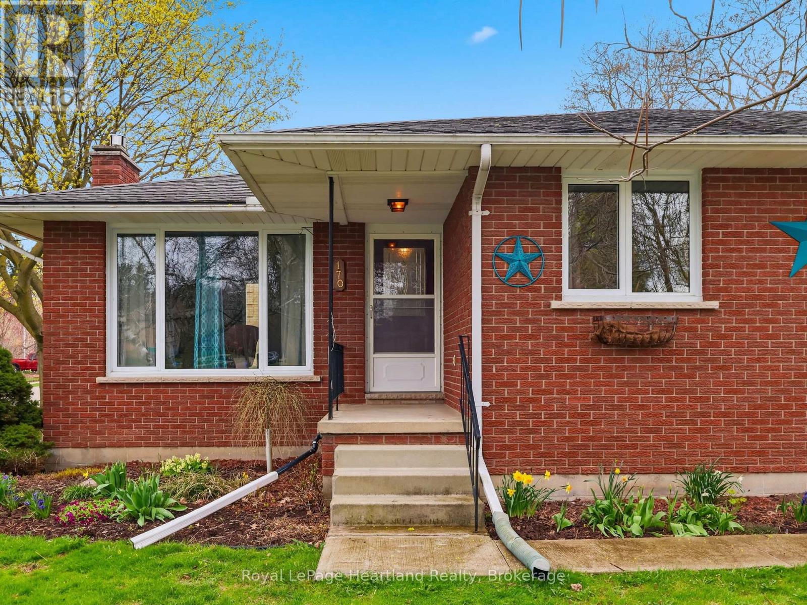 170 Queen Street S, Minto, Ontario  N0G 1Z0 - Photo 6 - X13080810