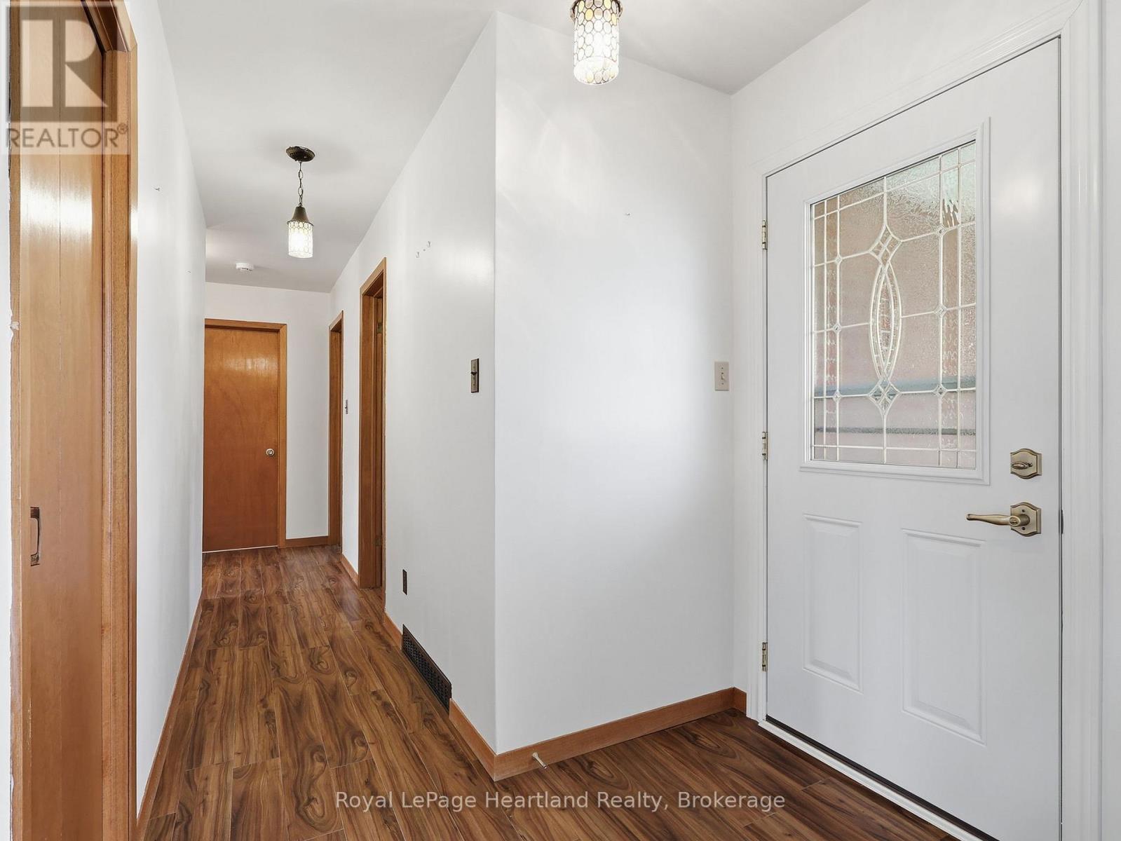 170 Queen Street S, Minto, Ontario  N0G 1Z0 - Photo 7 - X13080810