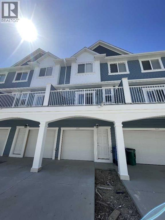 505 Copperstone Manor SE, Calgary, Alberta  T2Z 5G2 - Photo 3 - A2292419