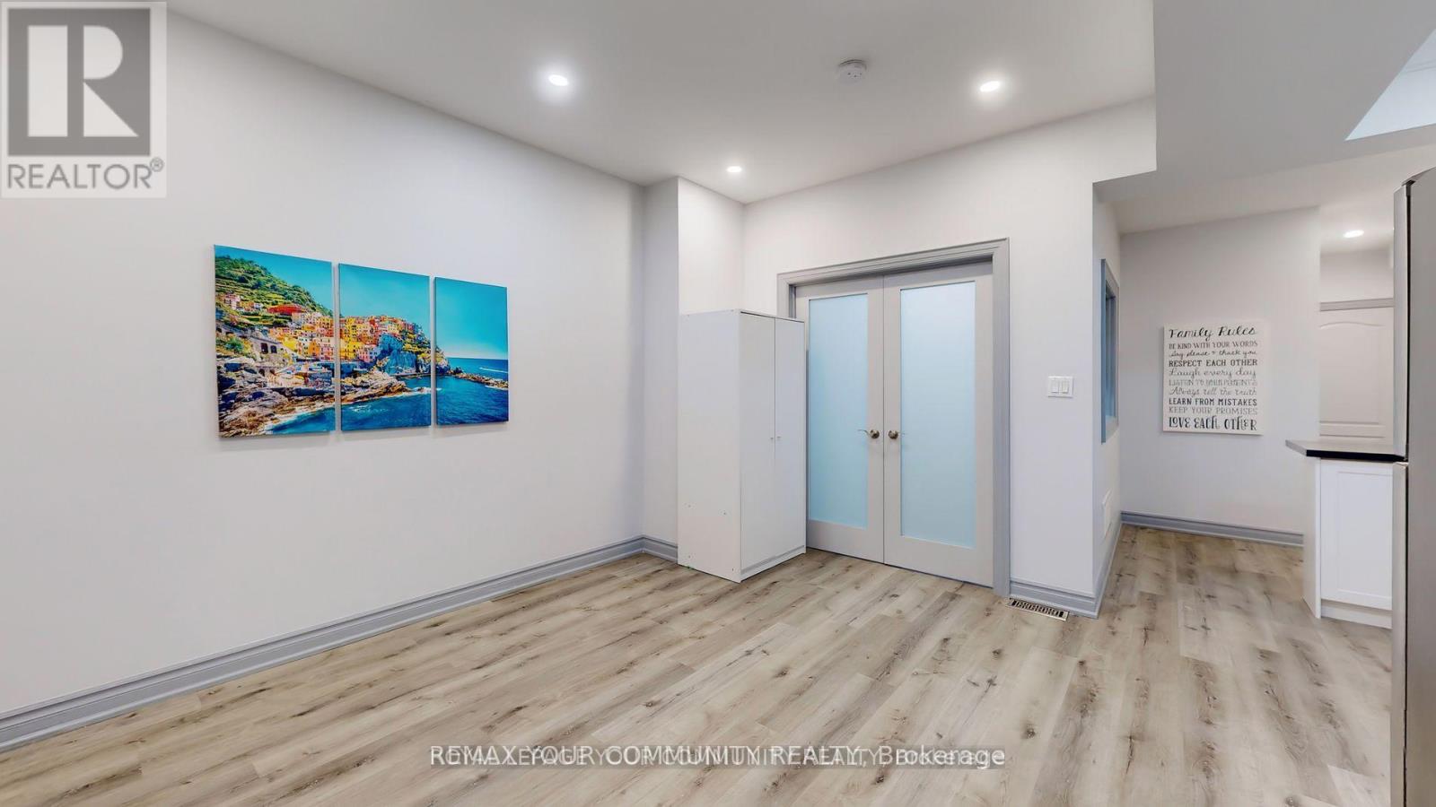 C - 586 Parliament Street, Toronto, Ontario  M4X 1P8 - Photo 10 - C13080606