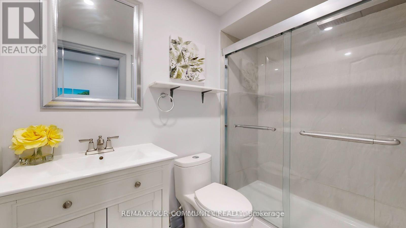 C - 586 Parliament Street, Toronto, Ontario  M4X 1P8 - Photo 19 - C13080606