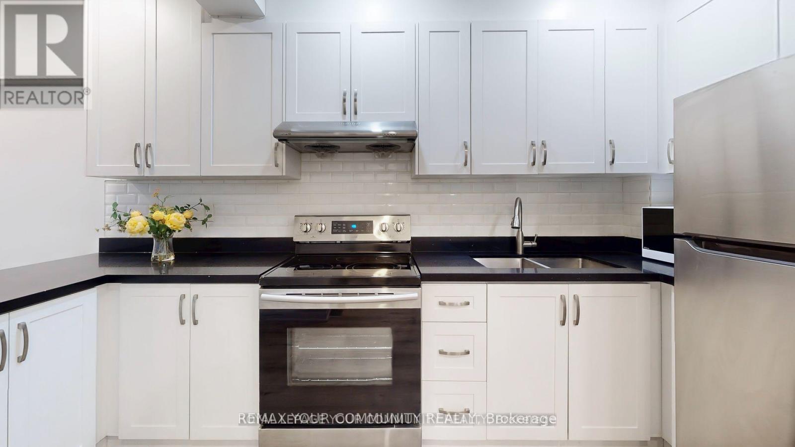 C - 586 Parliament Street, Toronto, Ontario  M4X 1P8 - Photo 6 - C13080606
