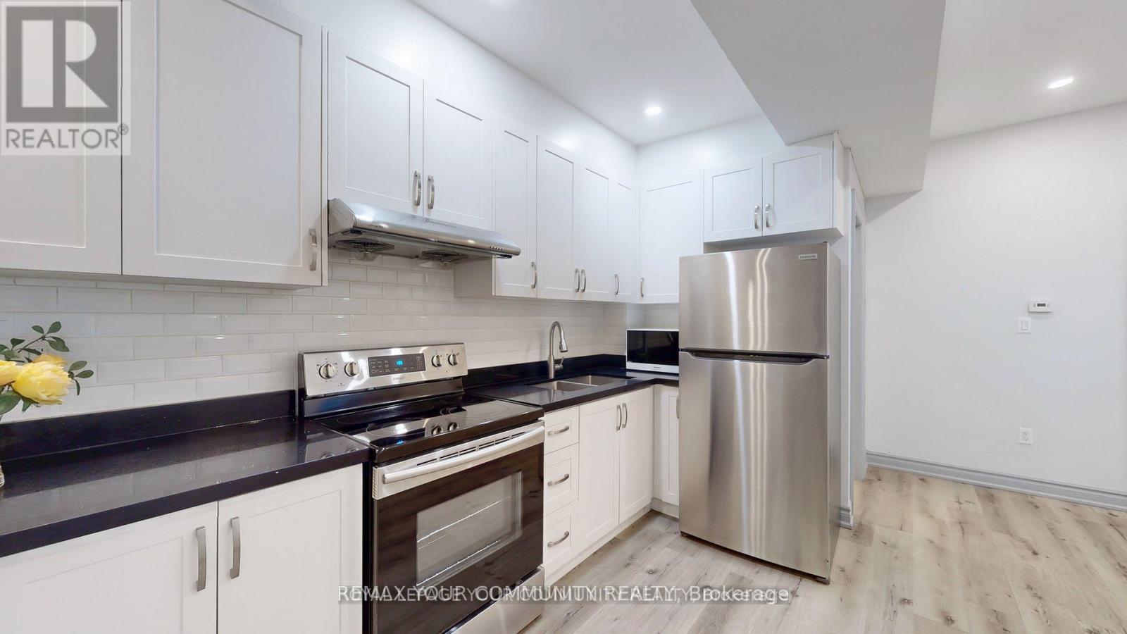 C - 586 Parliament Street, Toronto, Ontario  M4X 1P8 - Photo 7 - C13080606