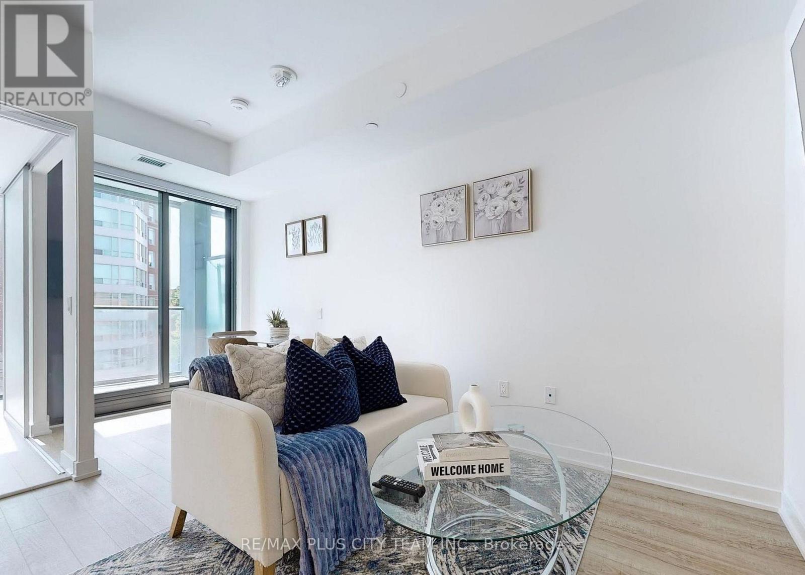 317 - 250 Lawrence Avenue W, Toronto, Ontario  M5M 1B1 - Photo 3 - C13080638