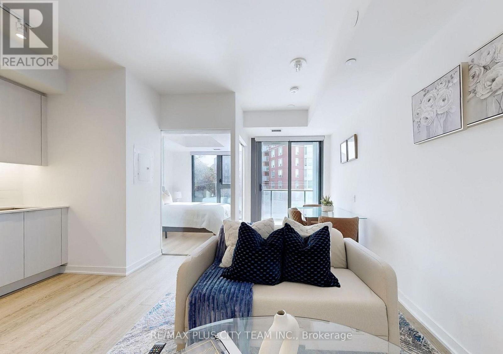 317 - 250 Lawrence Avenue W, Toronto, Ontario  M5M 1B1 - Photo 5 - C13080638