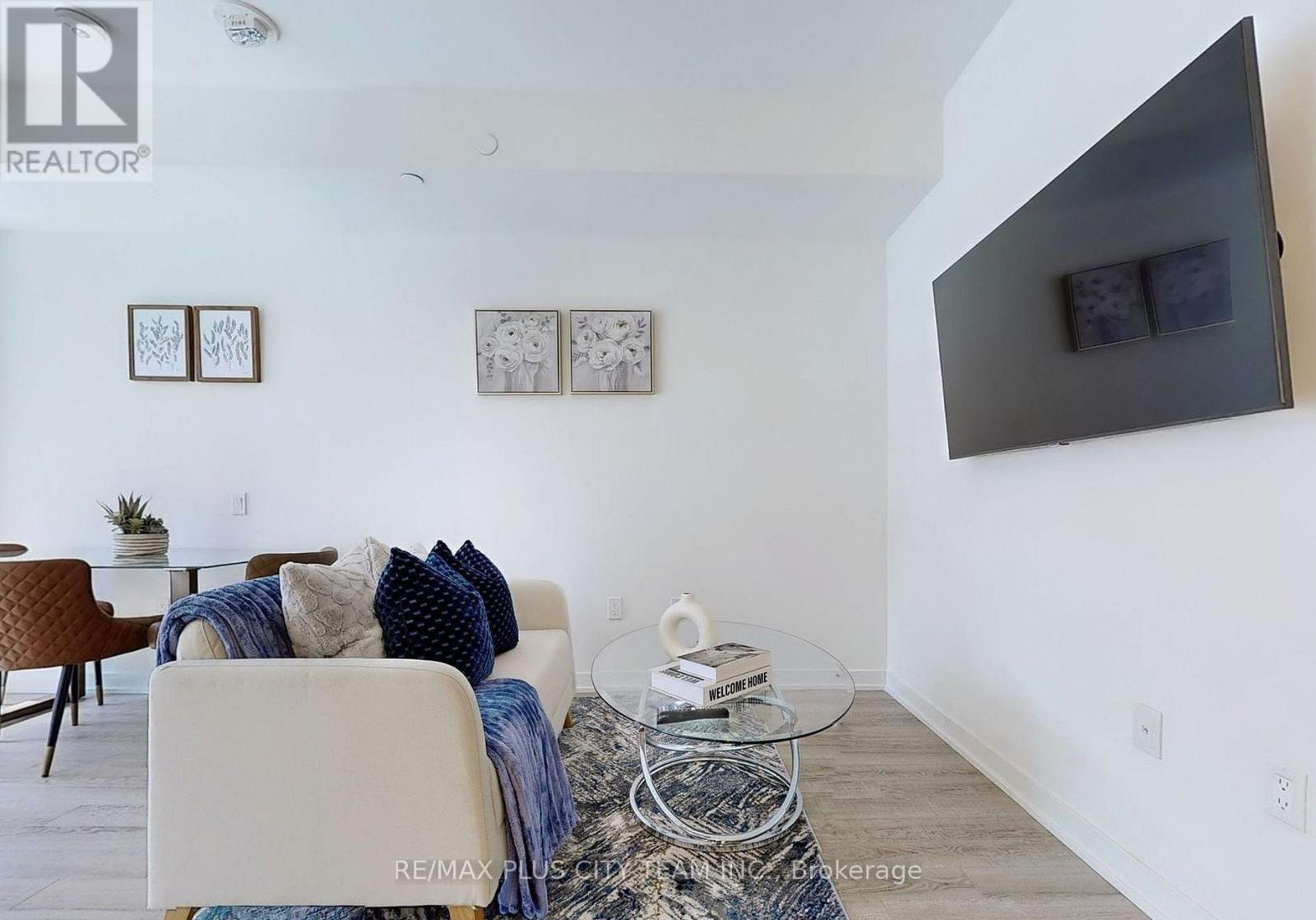 317 - 250 Lawrence Avenue W, Toronto, Ontario  M5M 1B1 - Photo 6 - C13080638