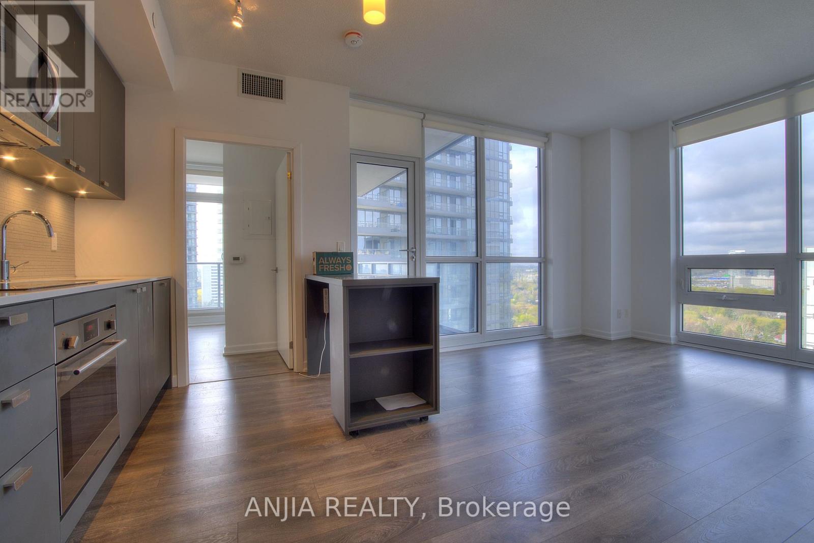 1304 - 56 Forest Manor Road, Toronto, Ontario  M2J 1M6 - Photo 15 - C13080640