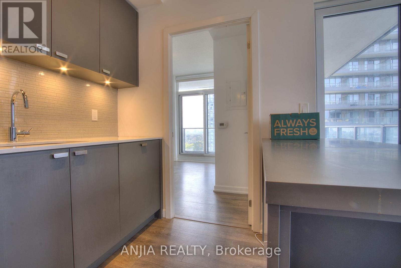 1304 - 56 Forest Manor Road, Toronto, Ontario  M2J 1M6 - Photo 17 - C13080640