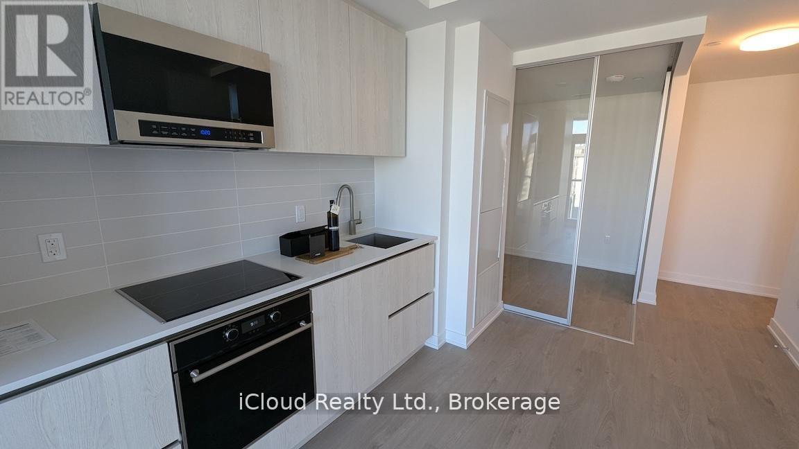 2414 - 120 Broadway Avenue E, Toronto, Ontario  M4P 0A9 - Photo 6 - C13080666
