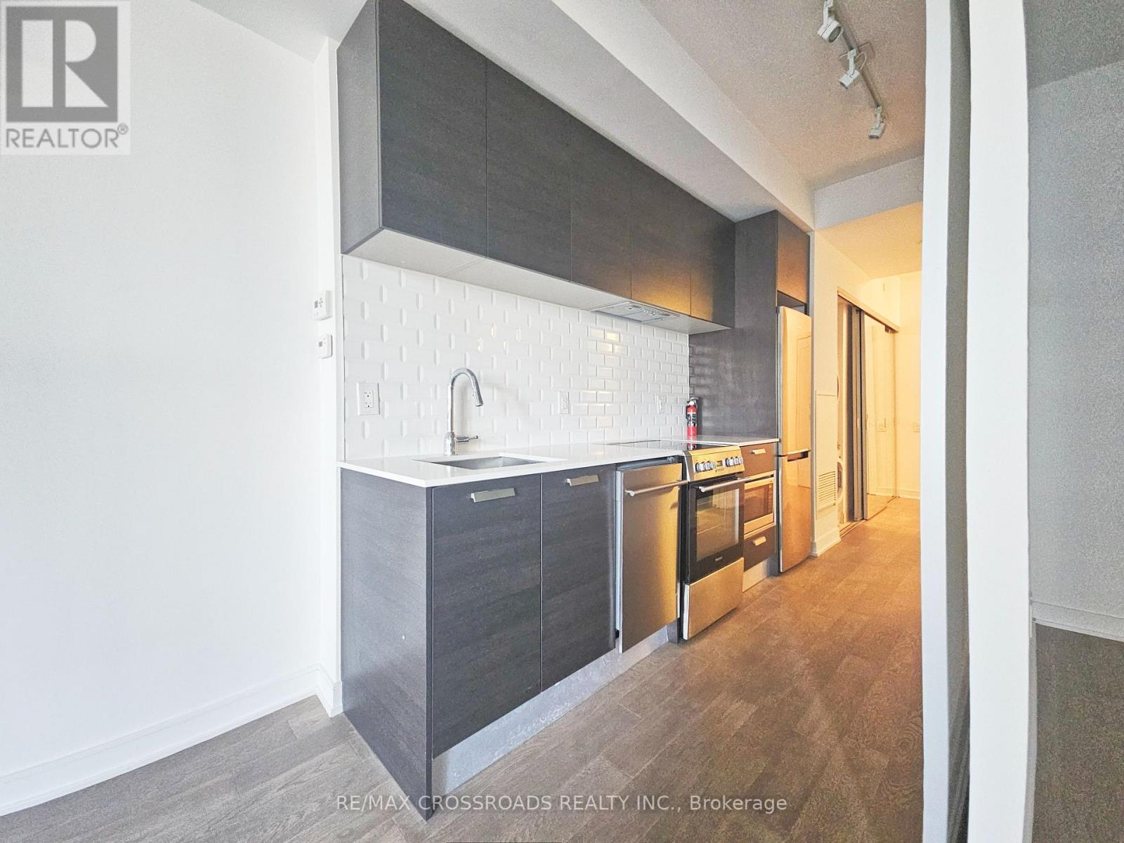903 - 57 St Joseph Street, Toronto, Ontario  M5S 0C5 - Photo 10 - C13080716