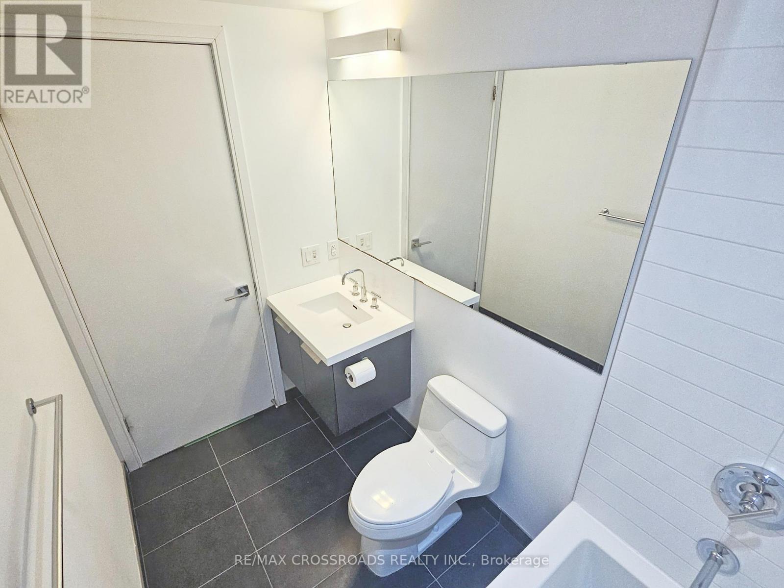 903 - 57 St Joseph Street, Toronto, Ontario  M5S 0C5 - Photo 18 - C13080716