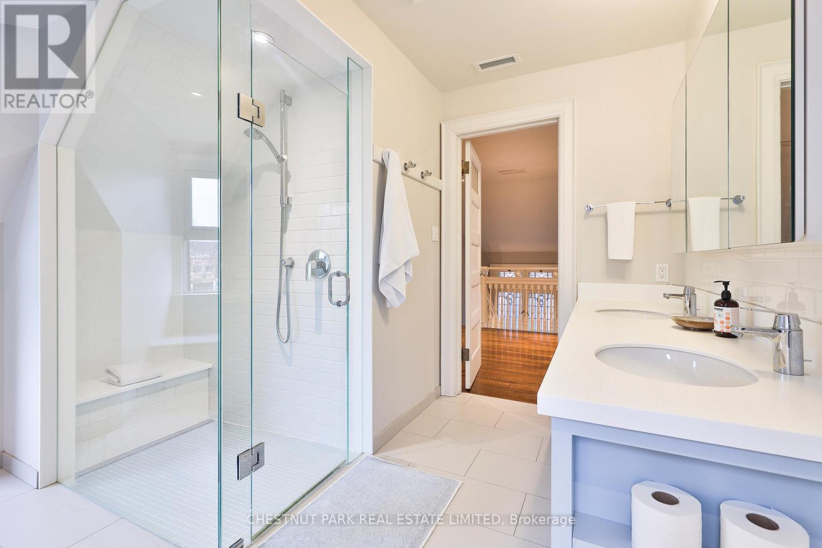 17 Elm Avenue, Toronto, Ontario  M4W 1M9 - Photo 37 - C13080722
