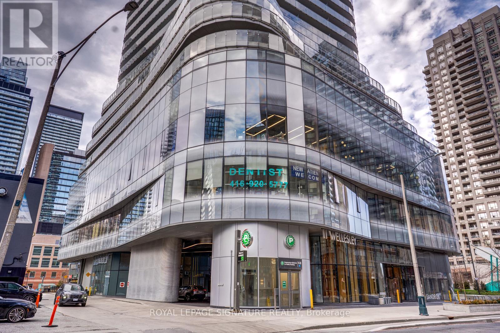 223 - 15 Wellesley Street W, Toronto, Ontario  M4Y 0G7 - Photo 1 - C13080728