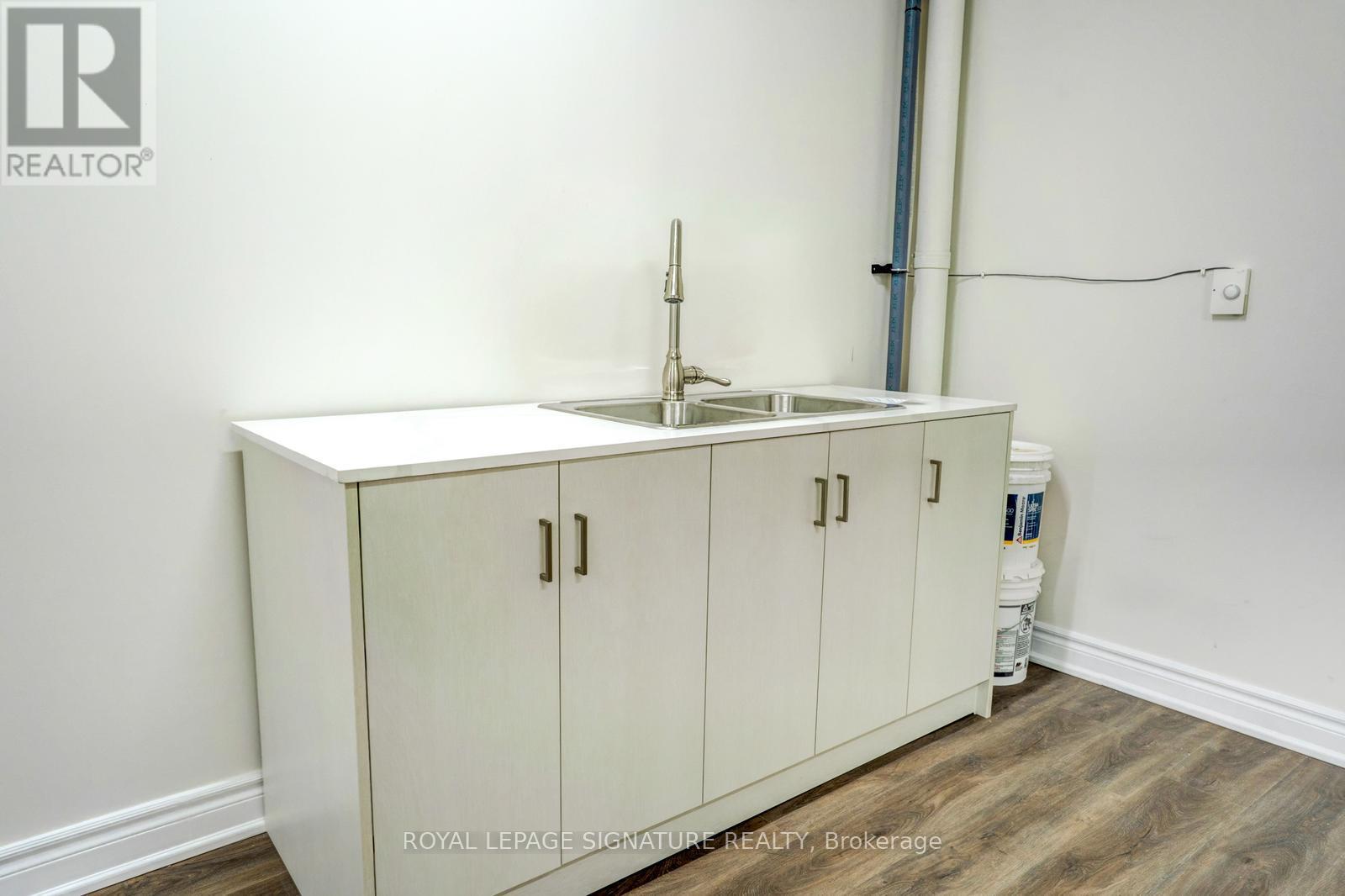 223 - 15 Wellesley Street W, Toronto, Ontario  M4Y 0G7 - Photo 6 - C13080728