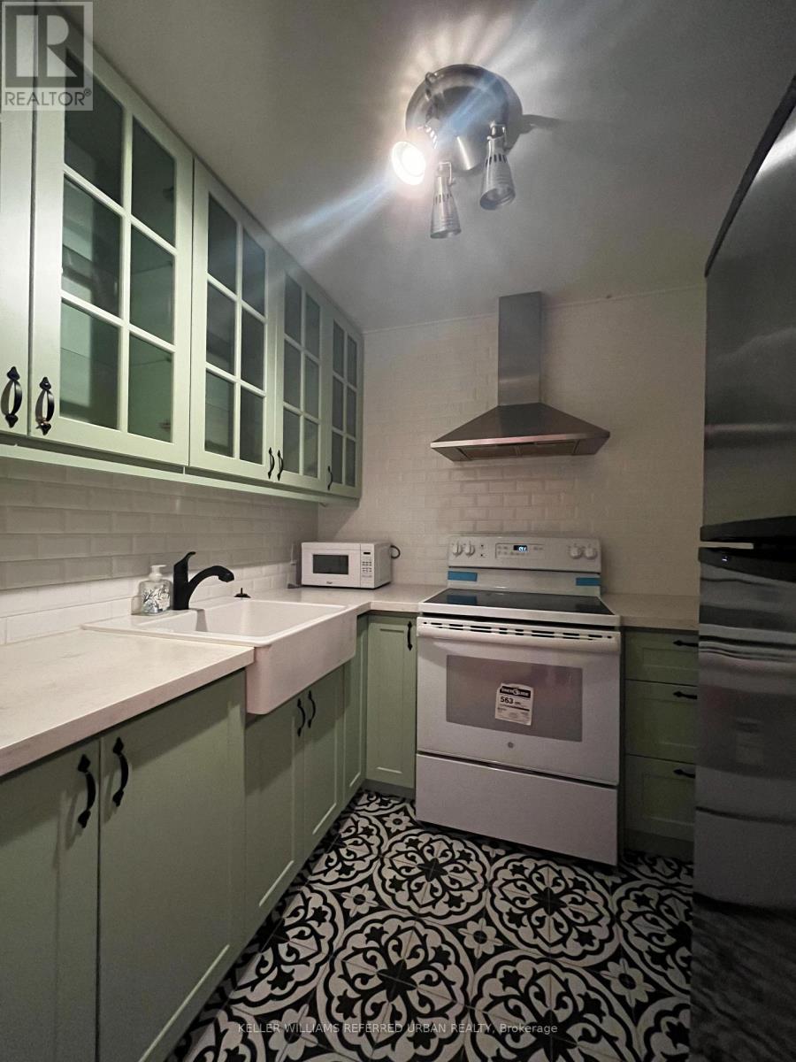 334 - 150 Farnham Avenue, Toronto, Ontario  M4V 1H5 - Photo 8 - C13080756
