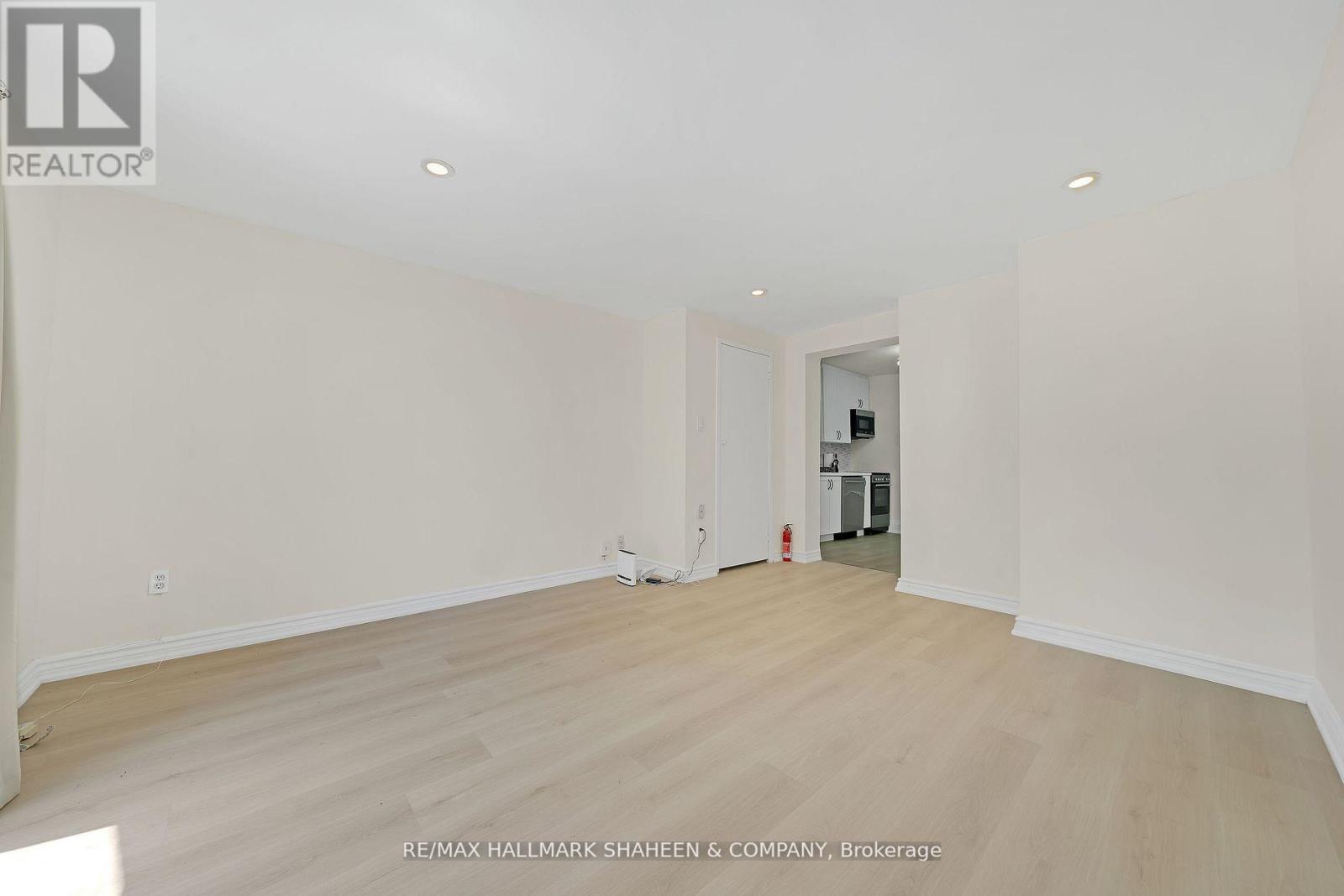 203 Quebec Street, Oshawa, Ontario  L1J 1X9 - Photo 10 - E13080618