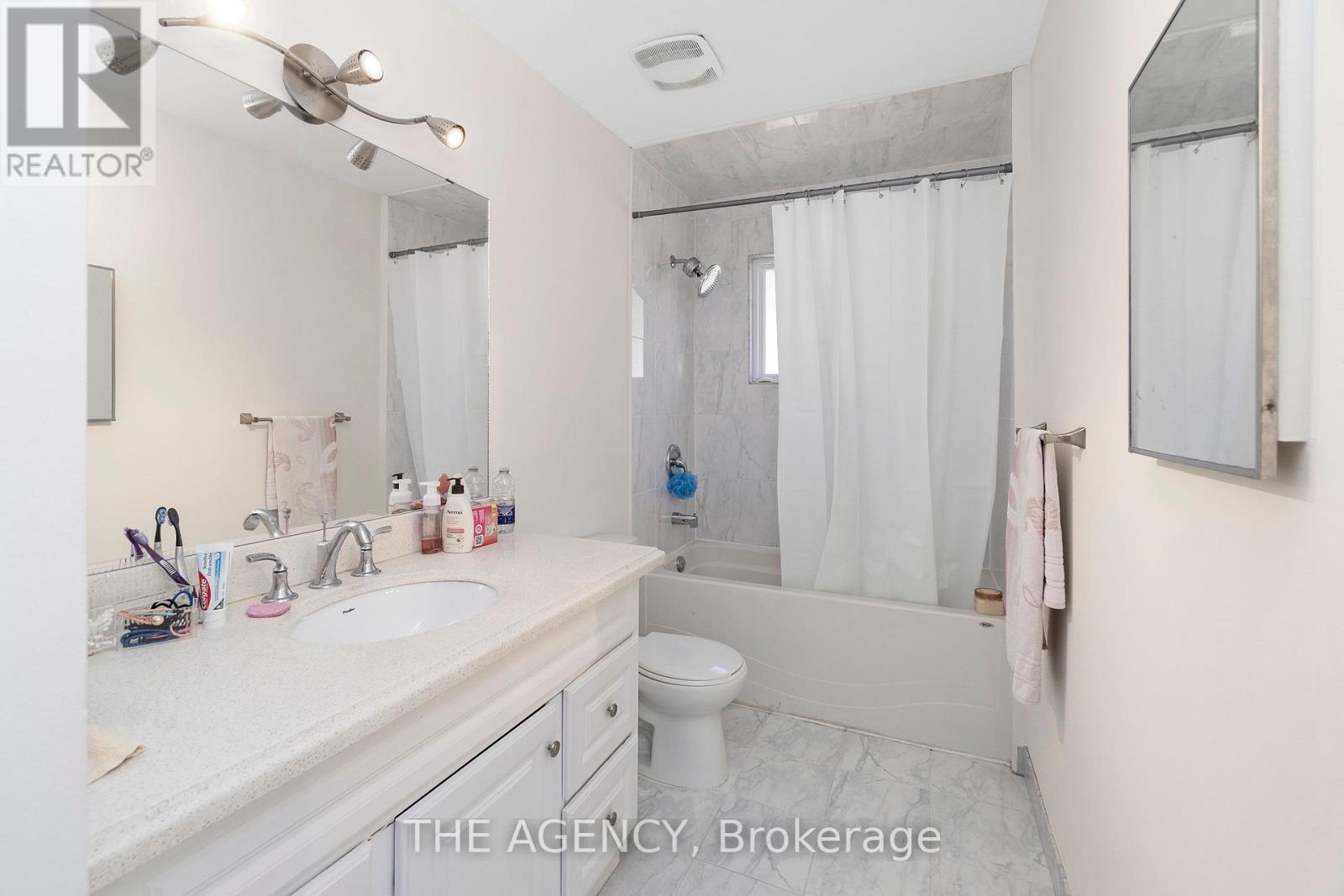 402 Kingston Road, Toronto, Ontario  M4L 1T9 - Photo 21 - E13080670