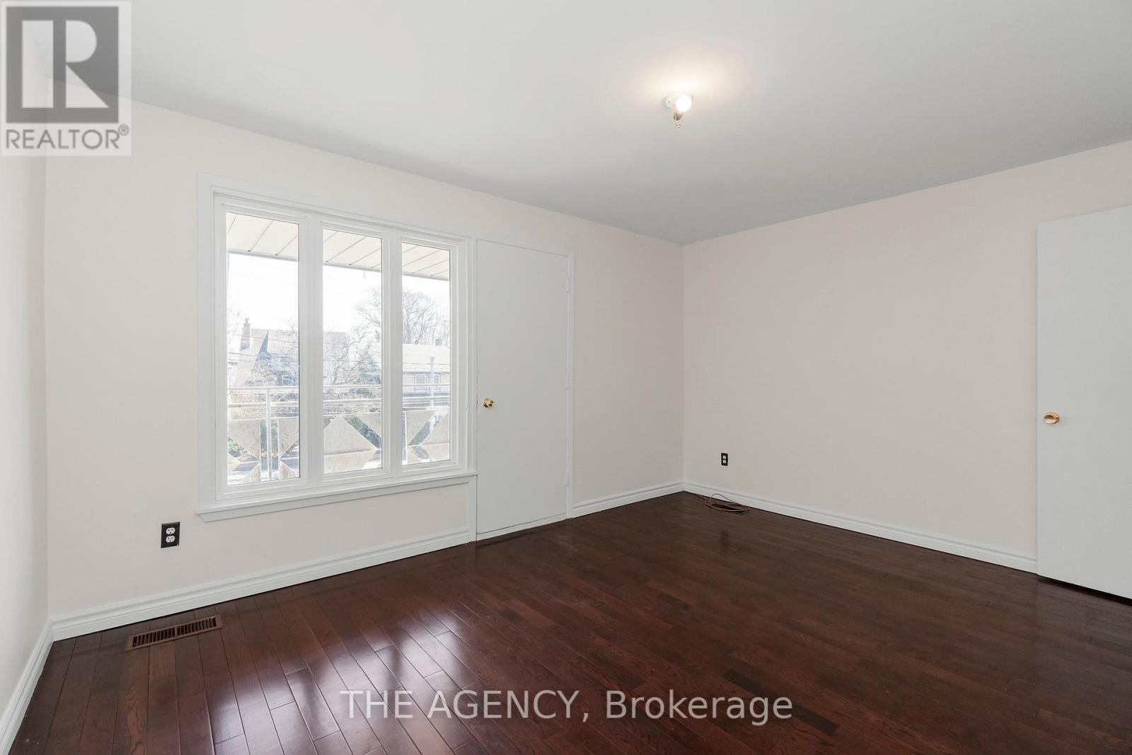 402 Kingston Road, Toronto, Ontario  M4L 1T9 - Photo 28 - E13080670