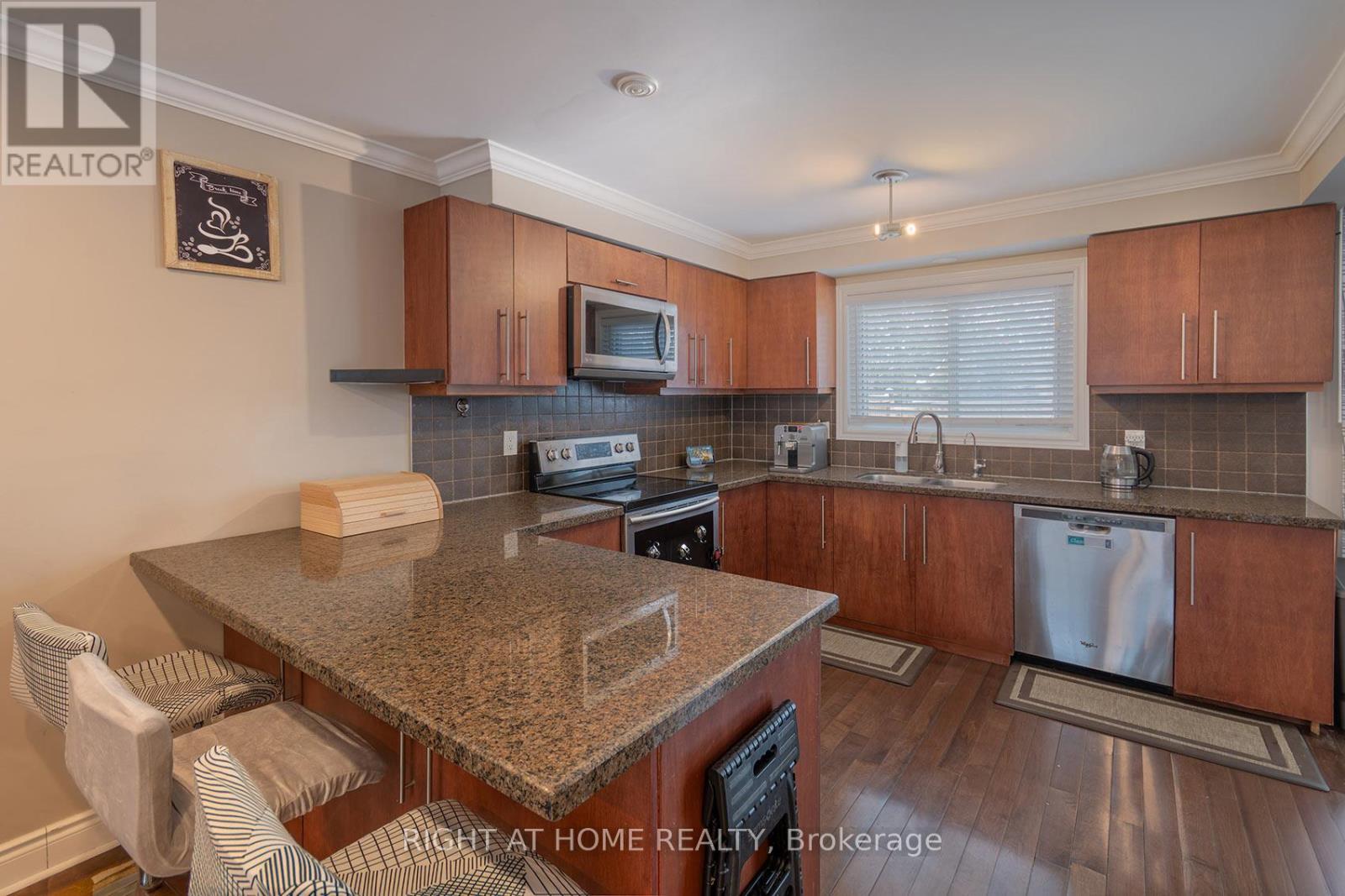 67 Willows Lane, Ajax, Ontario  L1S 6E7 - Photo 13 - E13080790