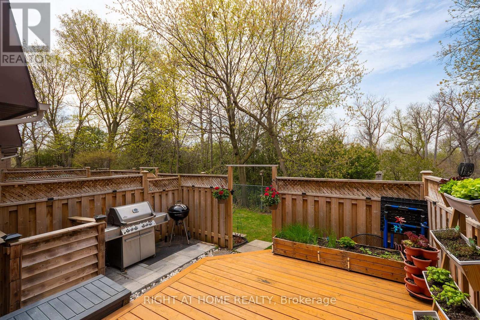 67 Willows Lane, Ajax, Ontario  L1S 6E7 - Photo 34 - E13080790