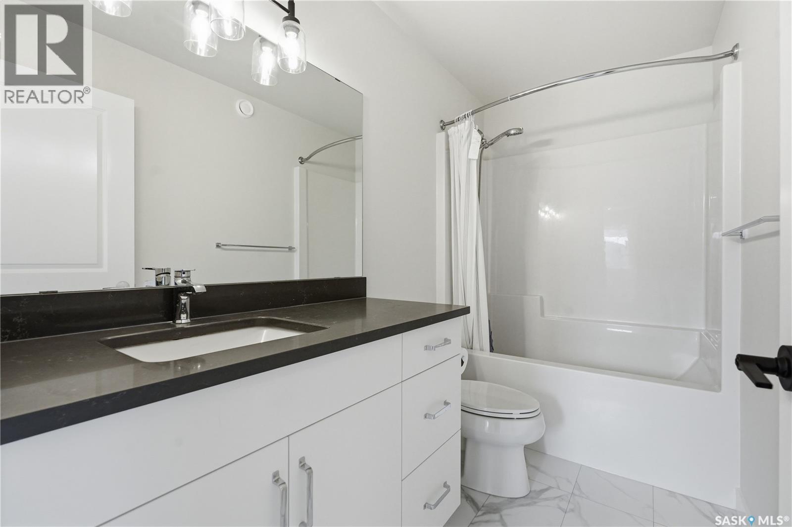 159 Doran Way, Saskatoon, Saskatchewan  S7V 0Z8 - Photo 34 - SK034762