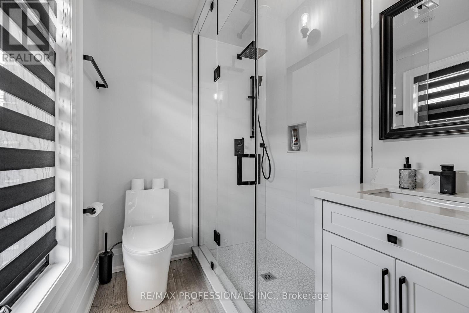 152 Wells Street, Aurora, Ontario  L4G 1T7 - Photo 27 - N13080702