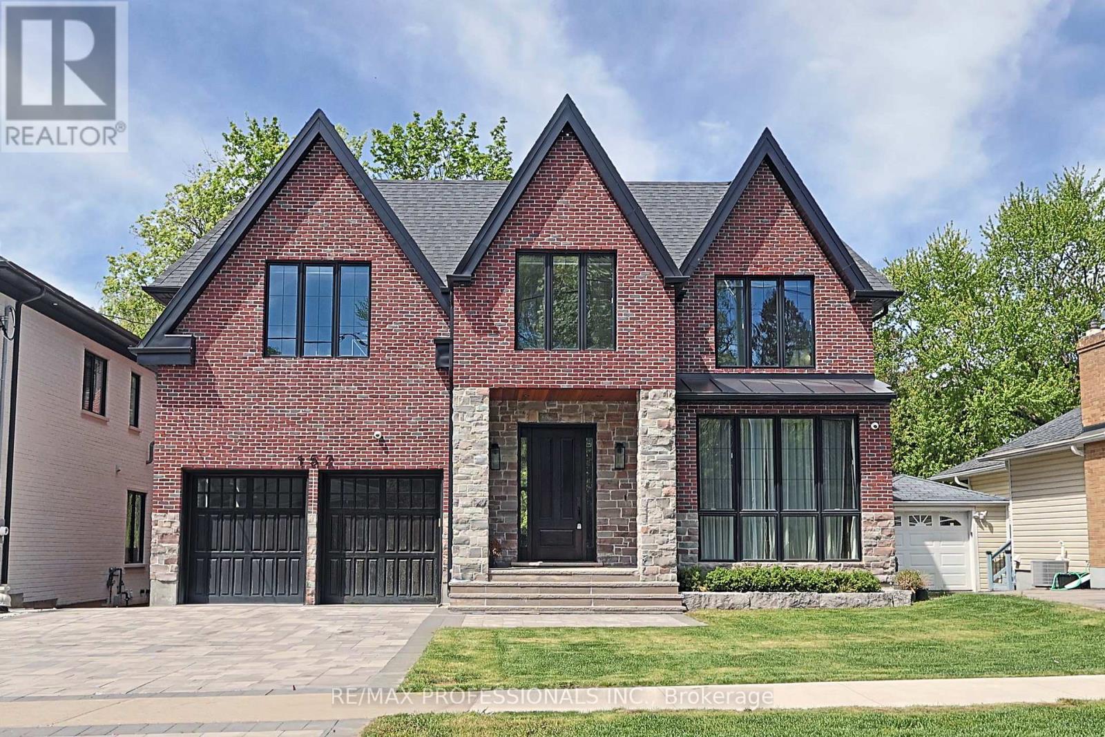 152 Wells Street, Aurora, Ontario  L4G 1T7 - Photo 38 - N13080702