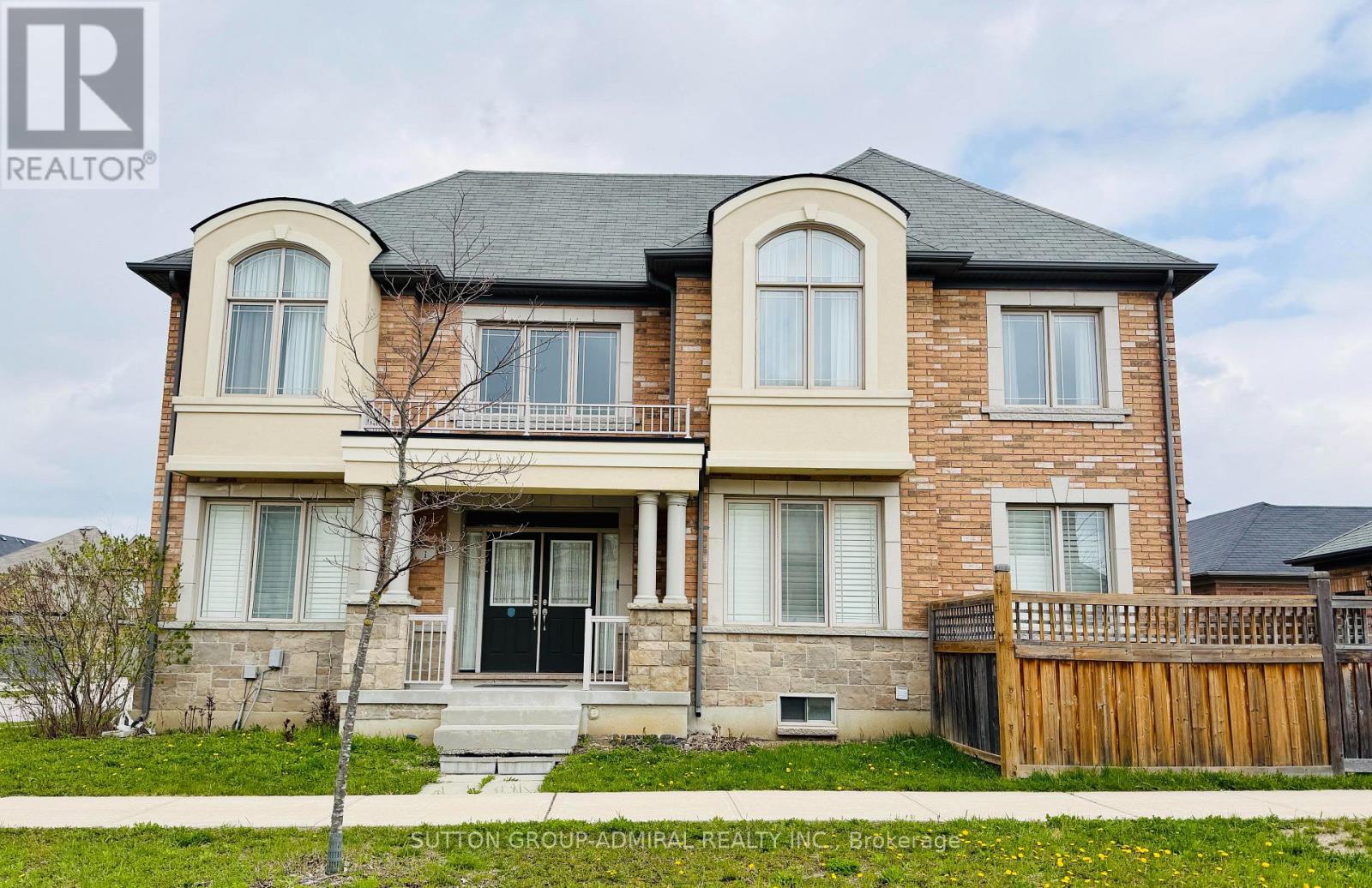 1 GORDON LANDON DRIVE, Markham, Ontario